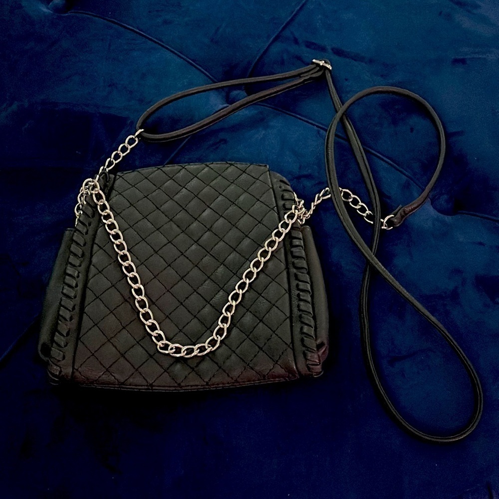 Quilted Crossbody with Chains and Shoulder Strap​​​